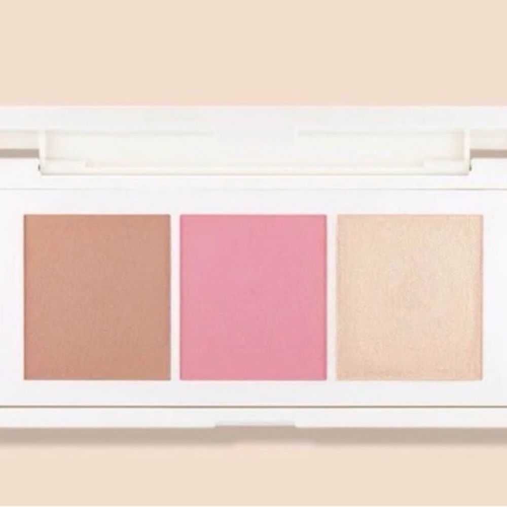 FLOWER by Drew Barrymore Lift & Sculpt Contouring Palette